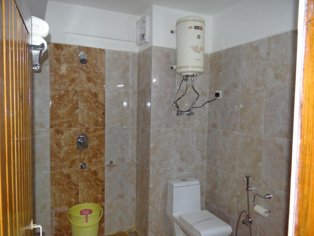 Hotel Natraj Manali Dharamshala Rom bilde