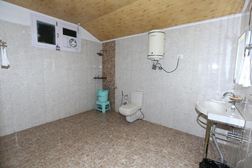 Hotel Natraj Manali Dharamshala Rom bilde