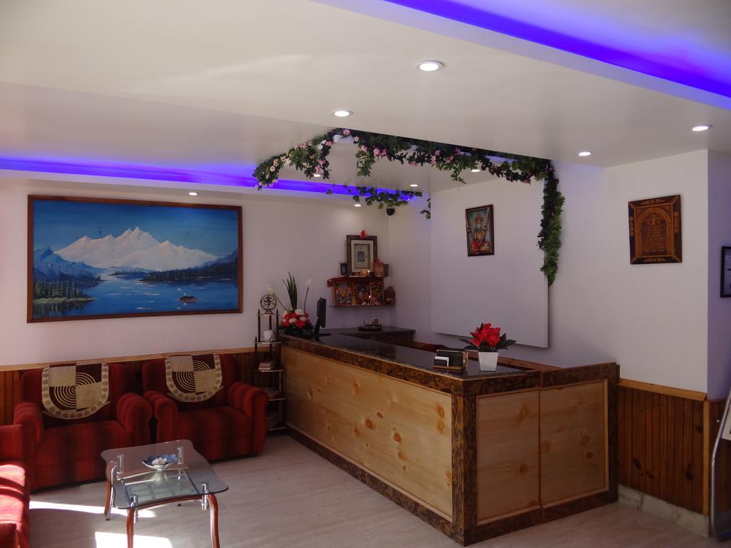 Hotel Natraj Manali Dharamshala Eksteriør bilde
