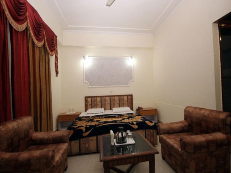 Hotel Natraj Manali Dharamshala Eksteriør bilde